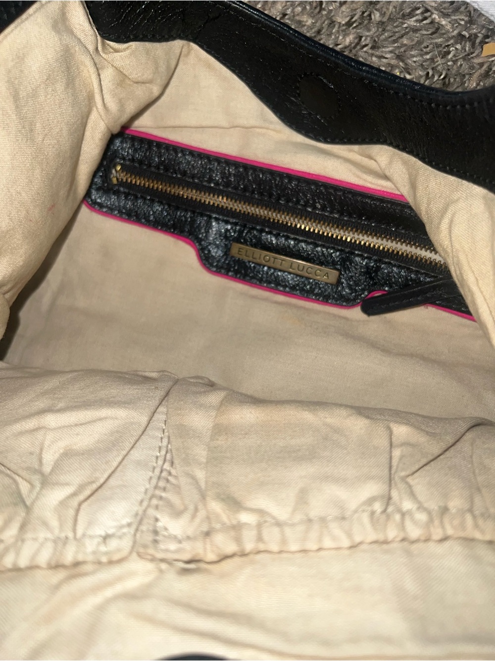 Handbag bundle (read description) - Picture 5 of 5